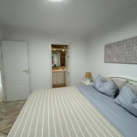 Aquamarina Apartament *